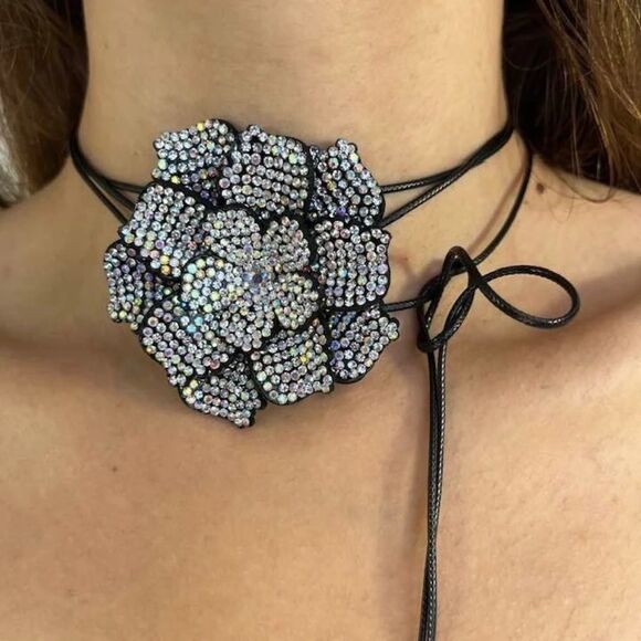 Statement Rhinestone Rose Chocker Necklace - Picture 7 of 14